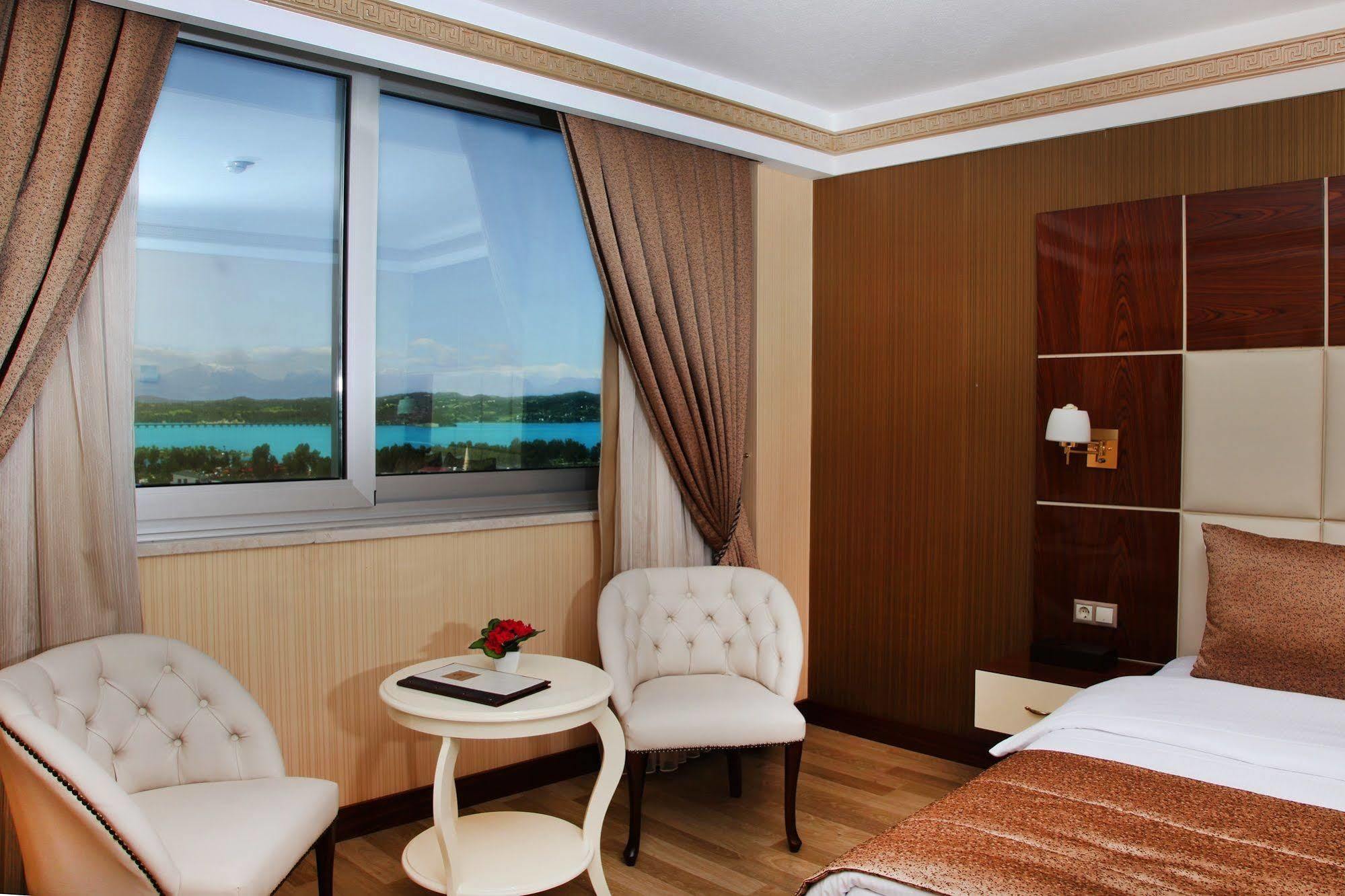 Cukurova Erten Hotel อาดานา ภายนอก รูปภาพ